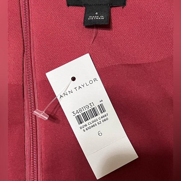 NWT!  J. Crew Square-Neck Sheath Dress in color Faded Spice - Picture 9 of 12